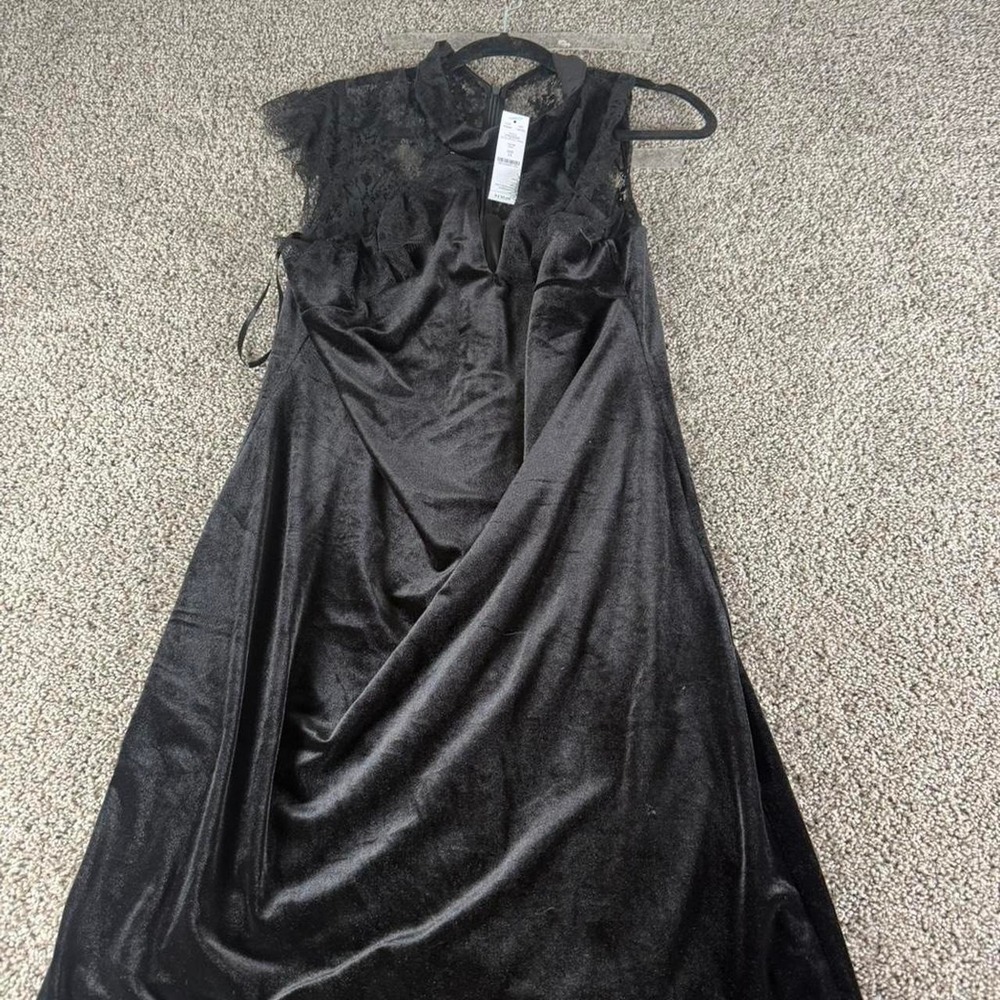 White House Black Market Velvet Shift Dress Lace‎ Yoke Black 570222341 Size 14